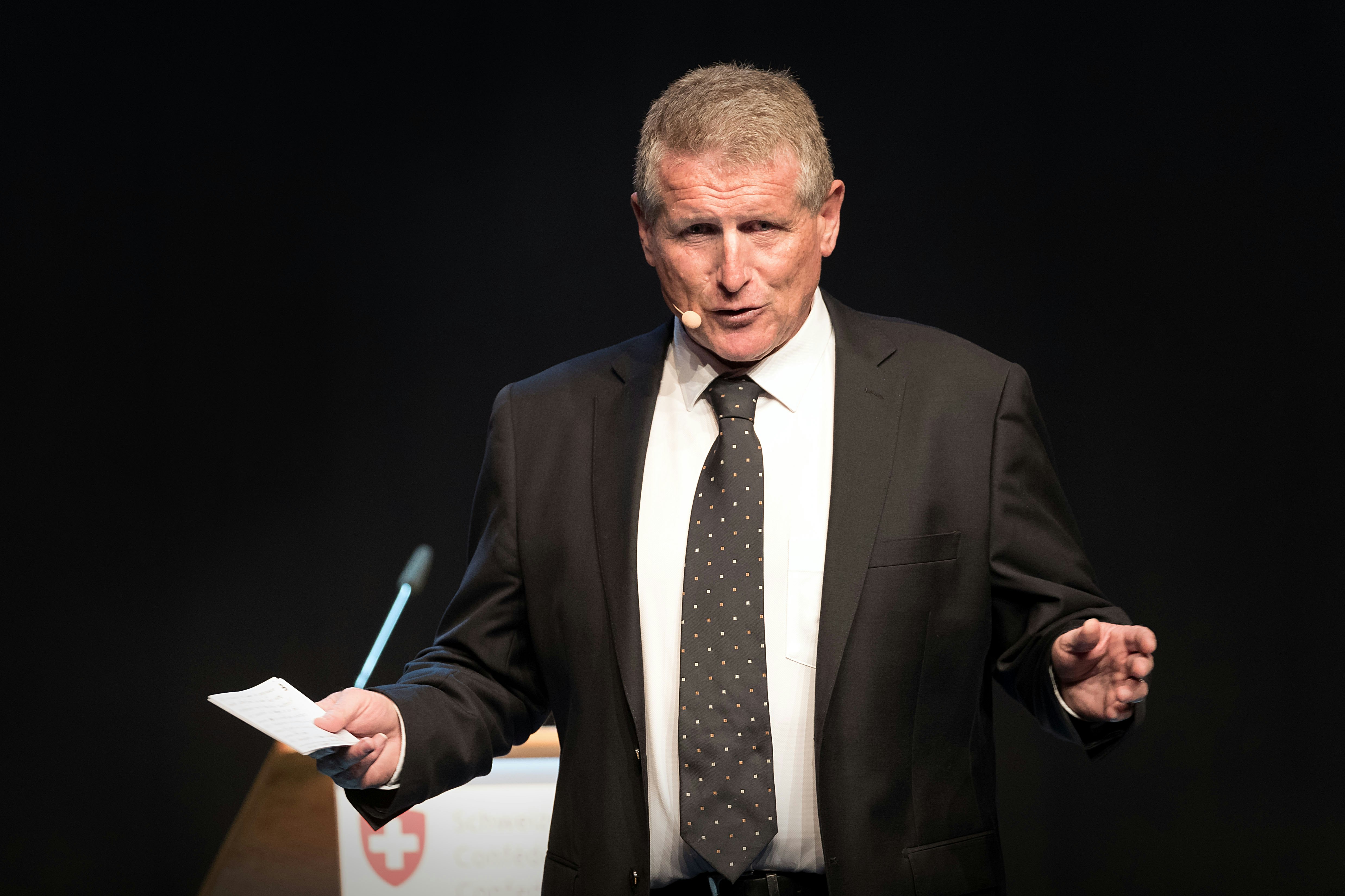 Walter Mengisen, Co-Rektor der EHSM, eröffnet die Diplomfeier. Foto: BASPO / Ueli Känzig
