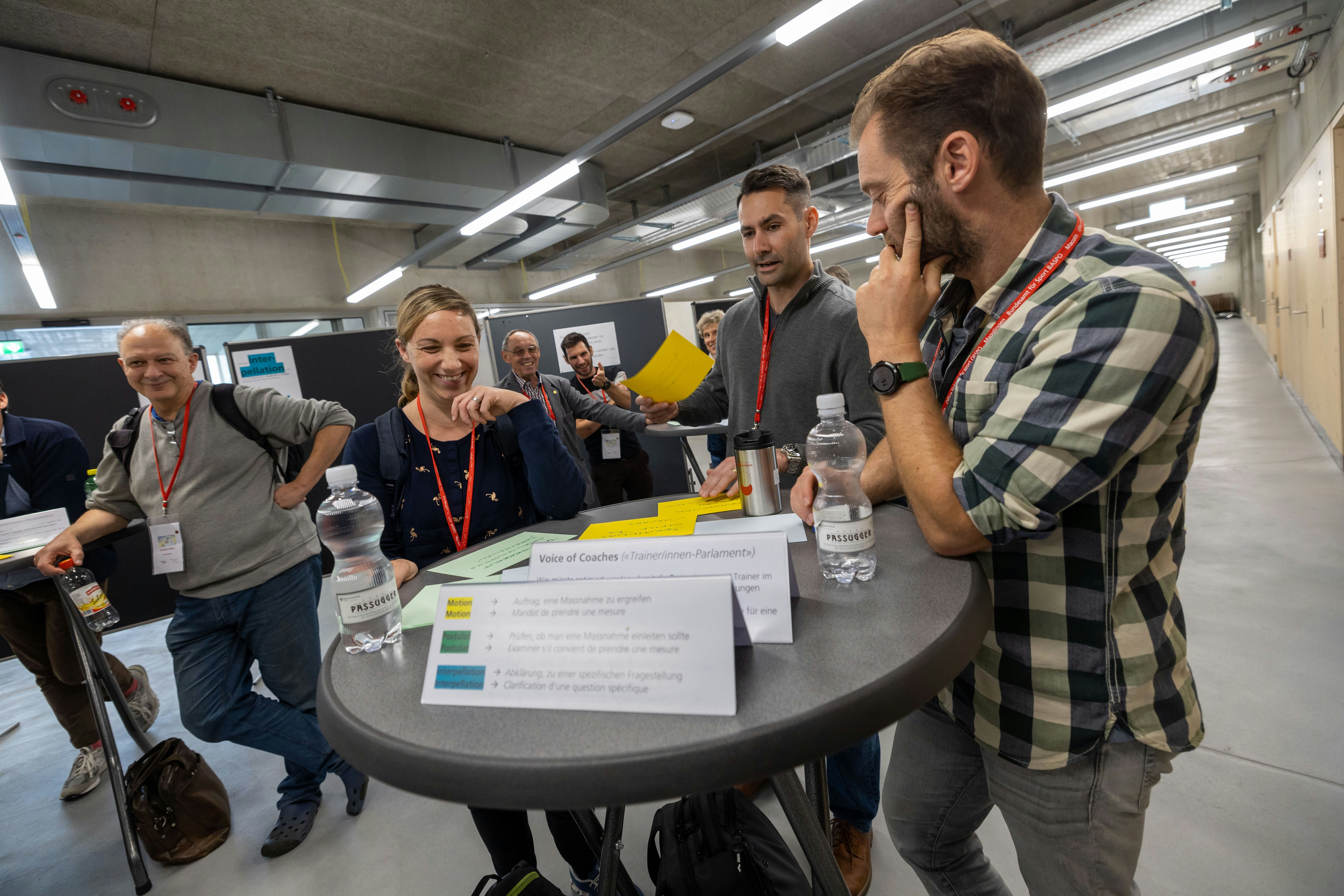 In den Learning Communities tauschen sich die Teilnehmenden der MTT 2022 über fachspezifische Themen aus.
Foto: BASPO / Ueli Känzig