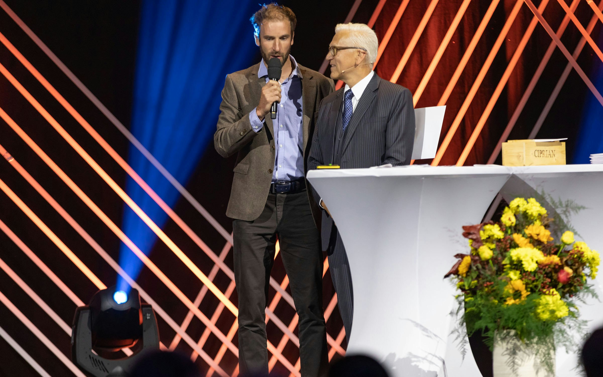 Edouard Blanc (links) schloss die Diplomtrainerausbildung mit dem besten Notenschnitt ab.
Foto: BASPO / Ueli Känzig