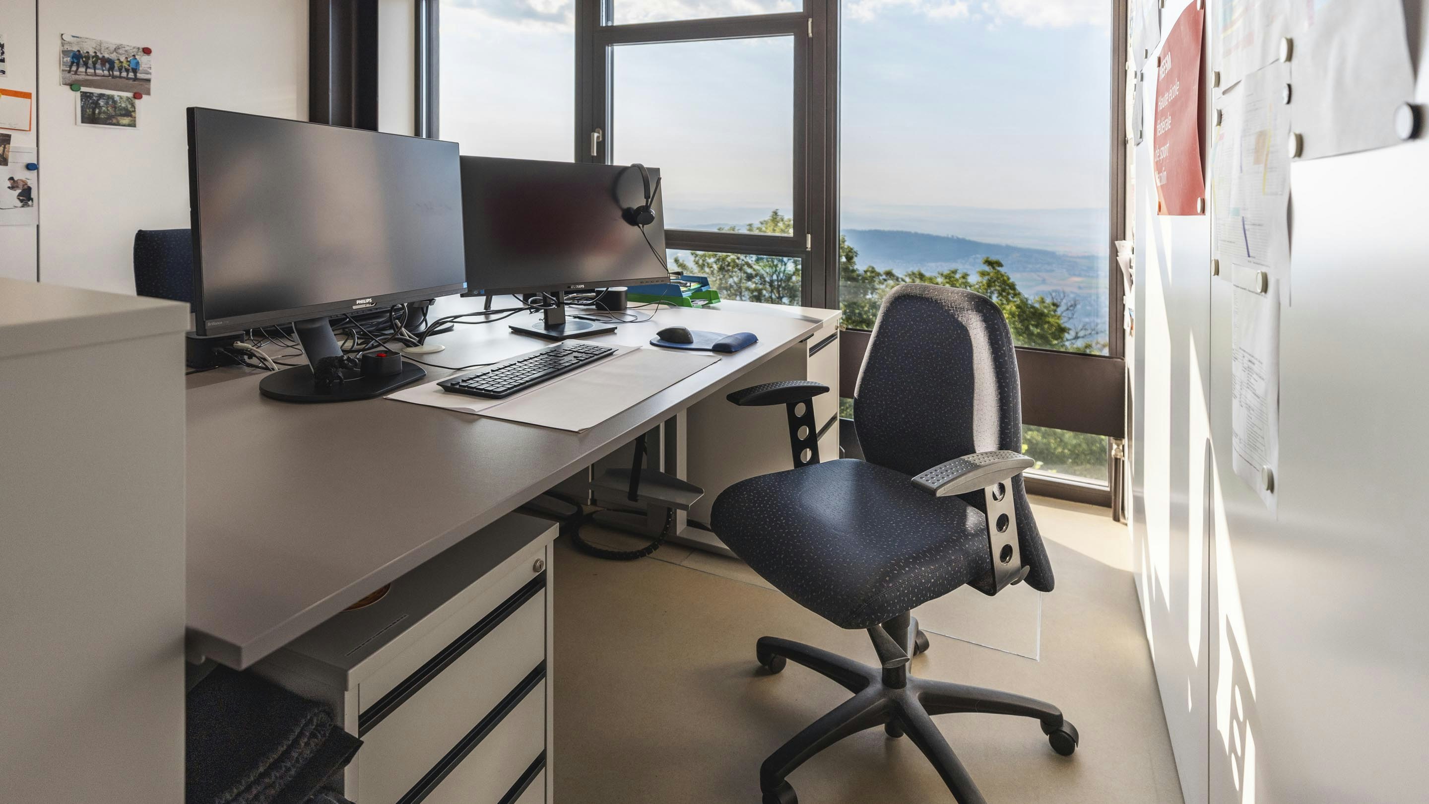 Leeres Büro im Hauptgebäudes der Hochschule EHSM.