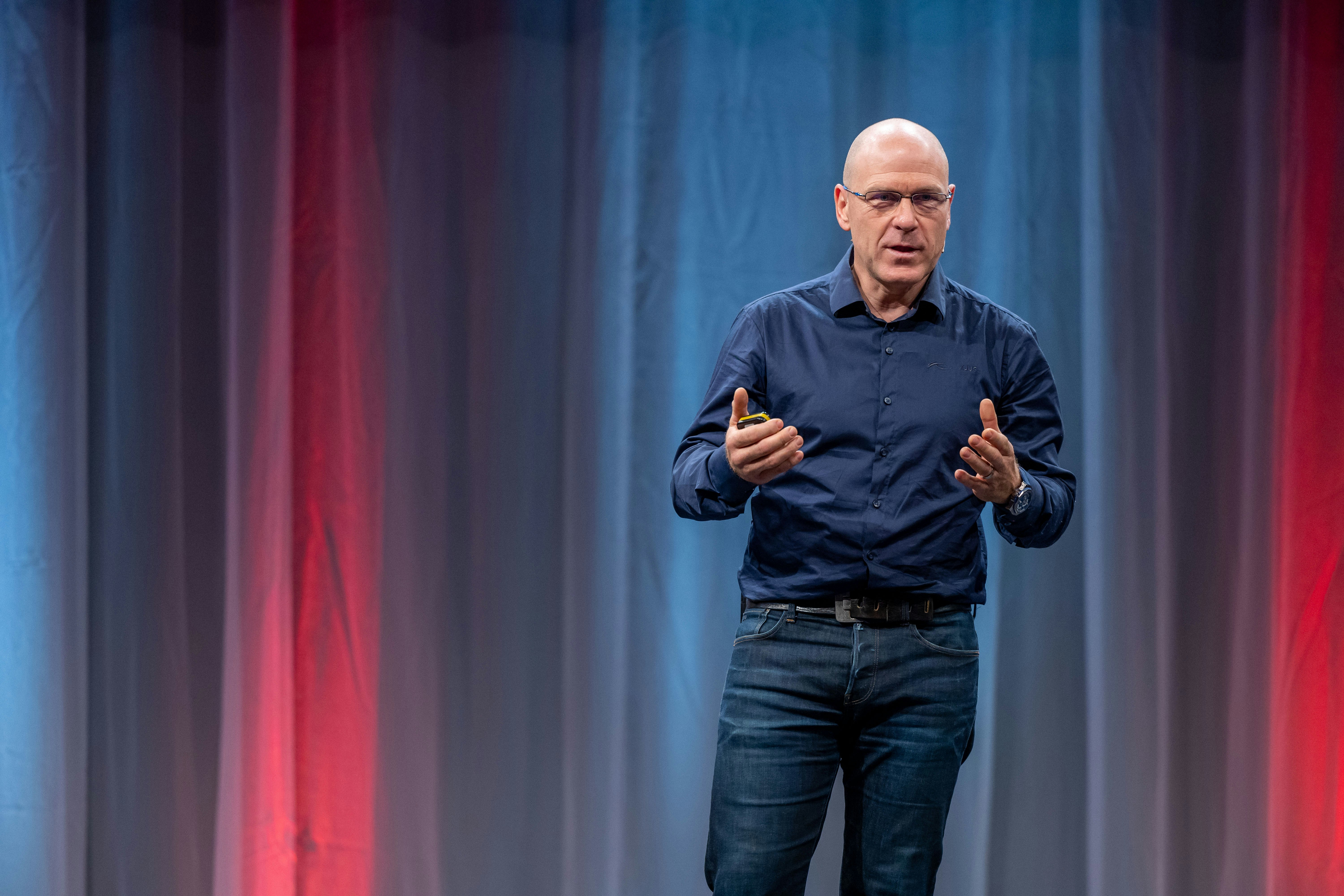 Der ehemalige Spitzenskifahrer Didier Cuche beantwortet in seinem Rückblick die Frage, was für ihn erfolgreiche Trainerinnen und Trainer ausmachen.
Foto: BASPO / Ueli Känzig
